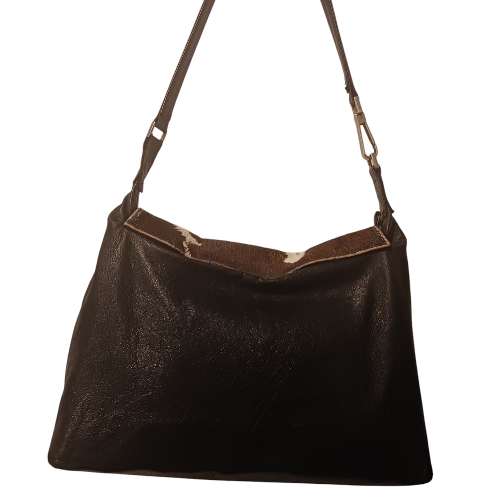 Cowhide Pattern Shoulder Bag - Picture 4 of 4